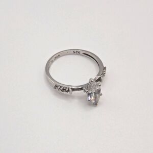 Vintage silver and zirconia marquise ring